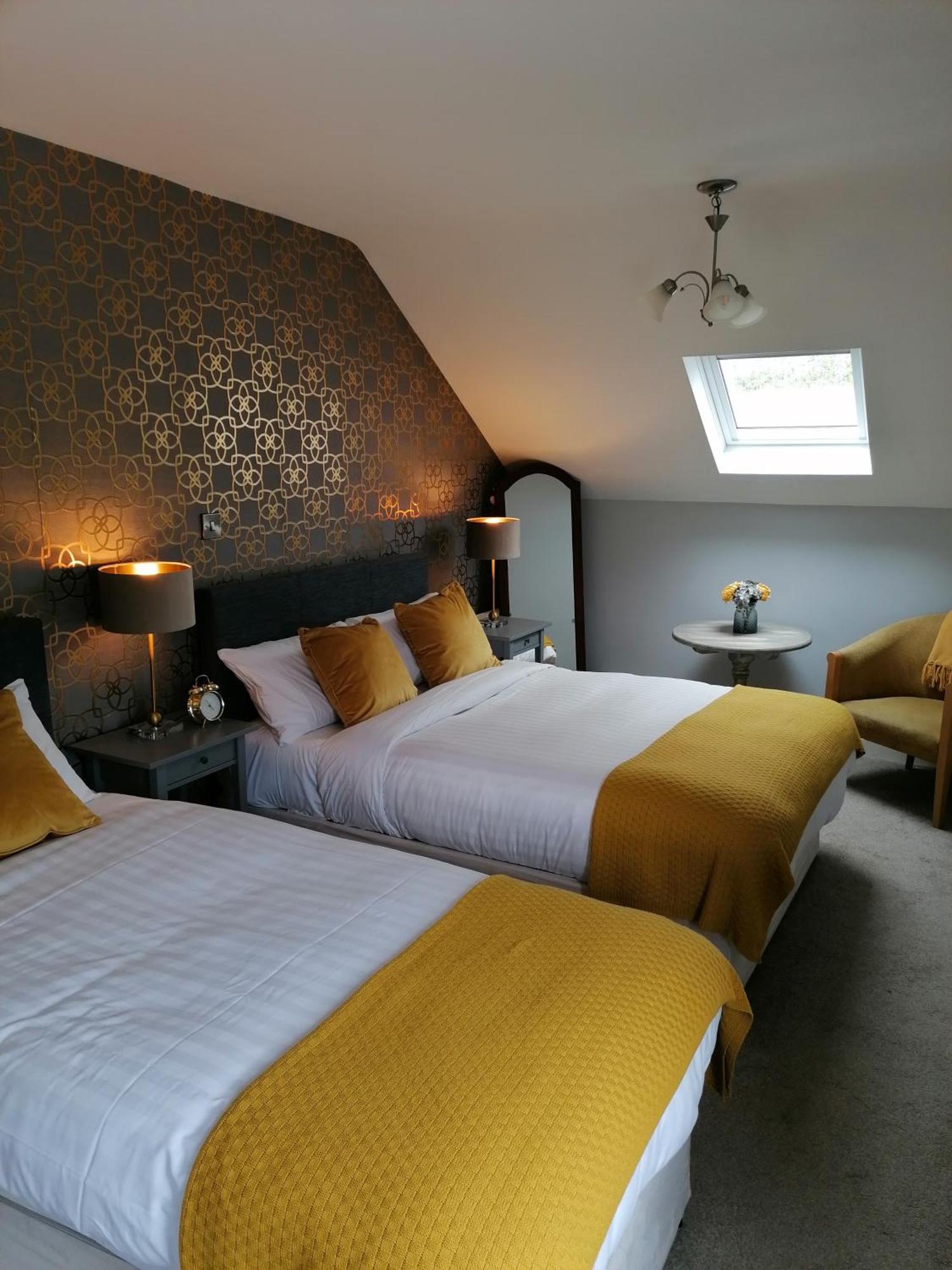 Wild Atlantic Lodge Bed & Breakfast ลาฮินช์ ห้อง รูปภาพ